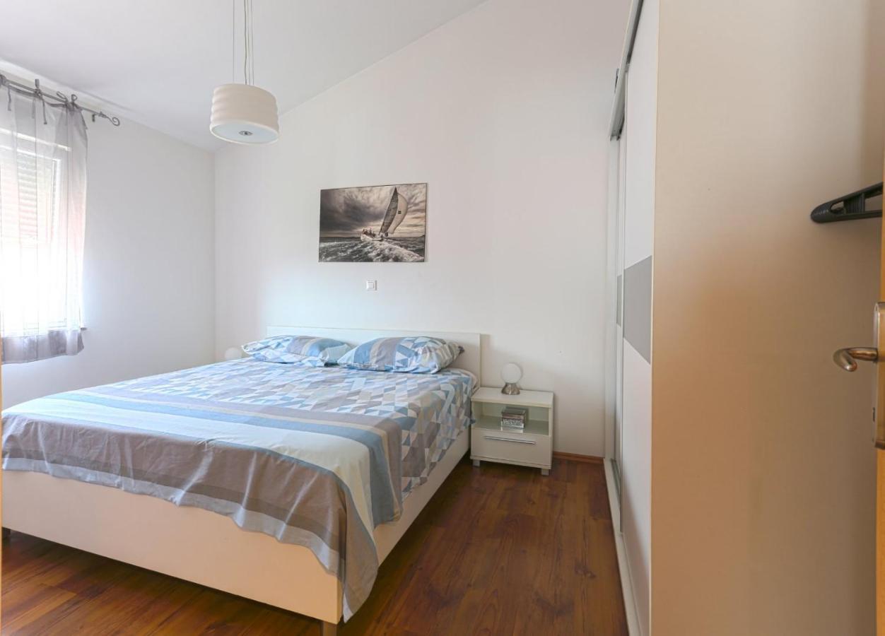 Ferienwohnung Apartman M&A Pula Exterior foto