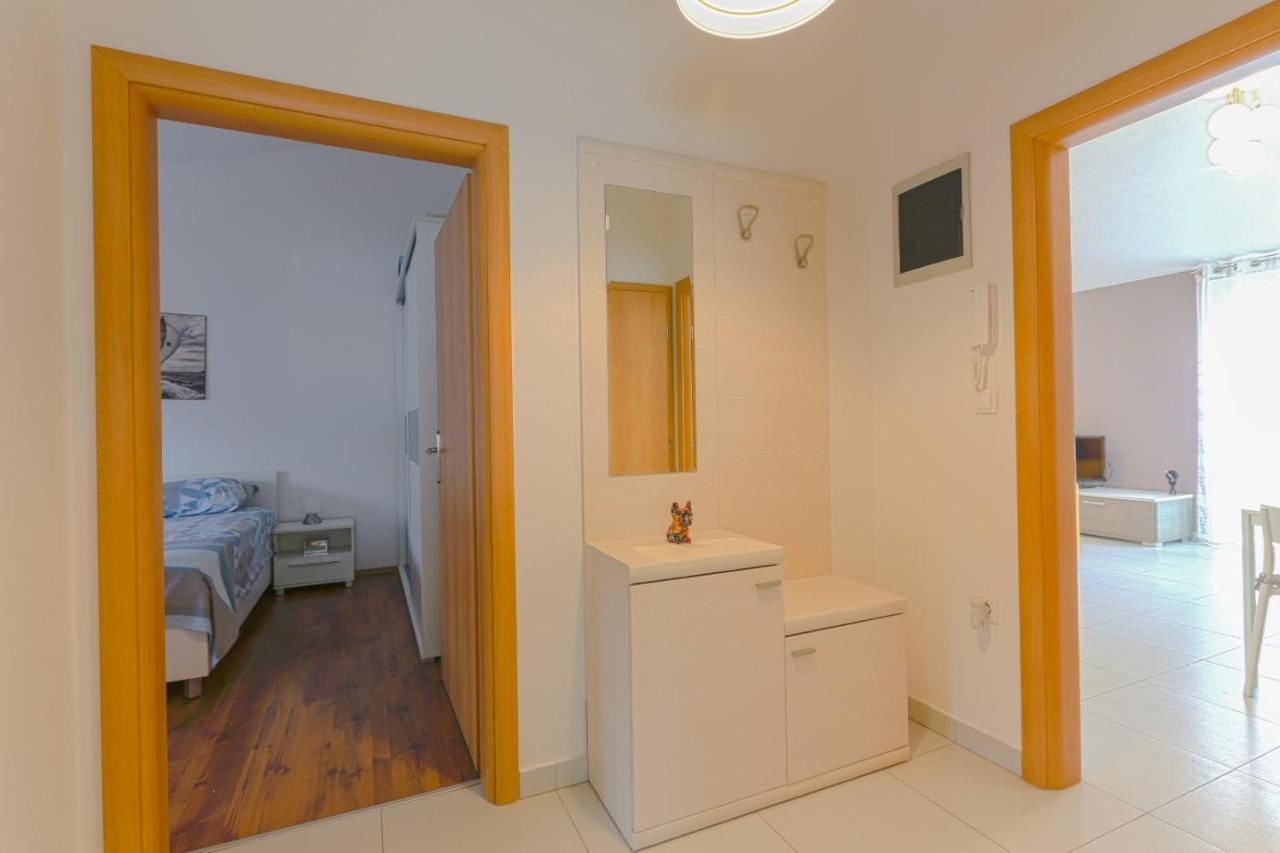 Ferienwohnung Apartman M&A Pula Exterior foto